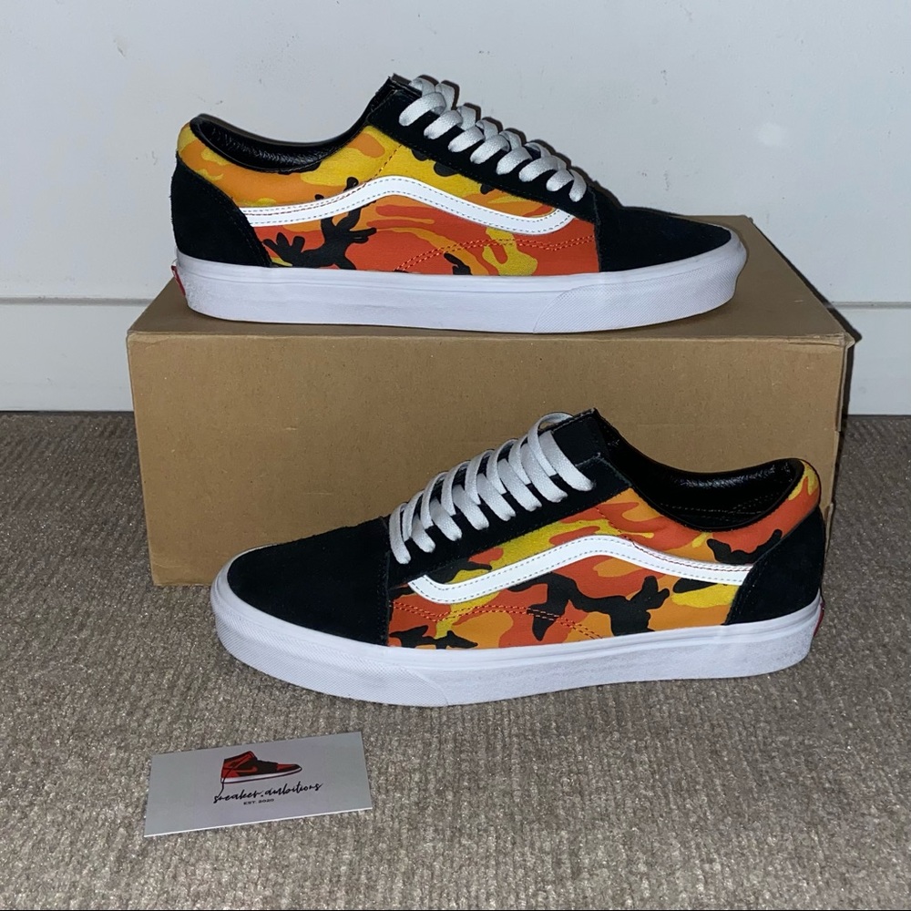 SOLD ❌ Vans Size 11